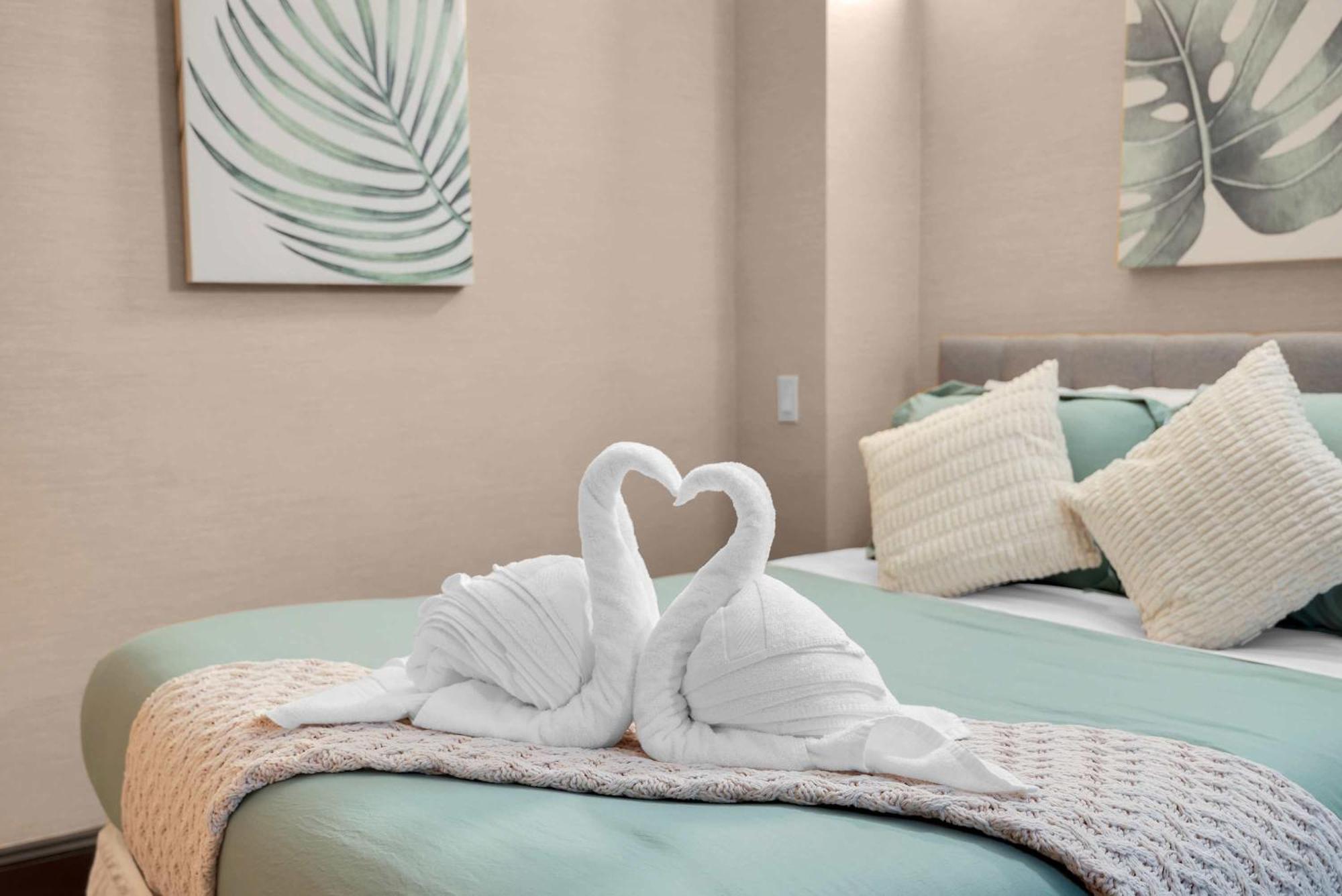 Centrally Located 2 Bdr W Gym & * New York