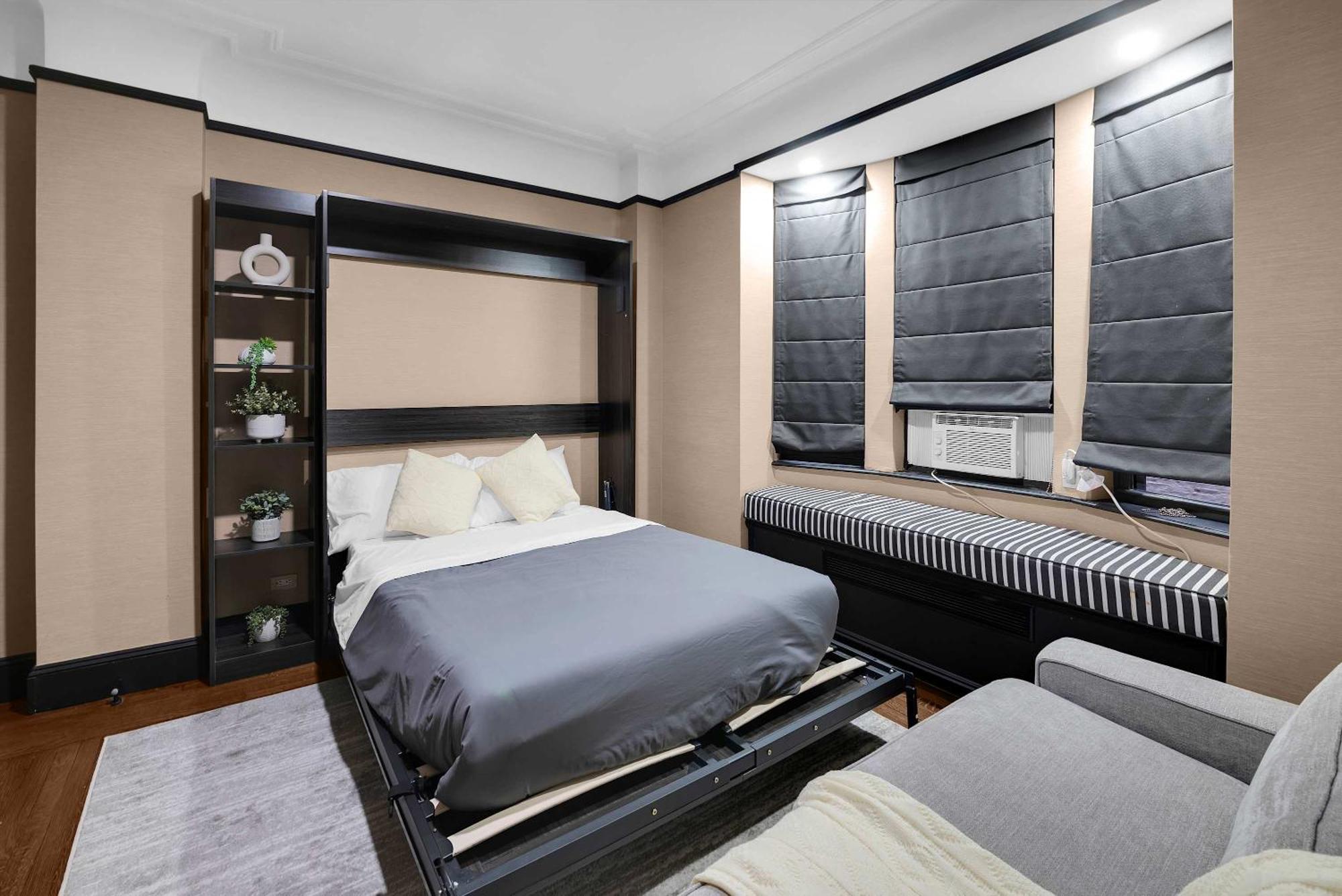 Centrally Located 2 Bdr W Gym & Apartment New York
